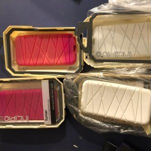 IPOD TOUCH (5TH GEN) 16GB CORD MANAGEMENT CASES